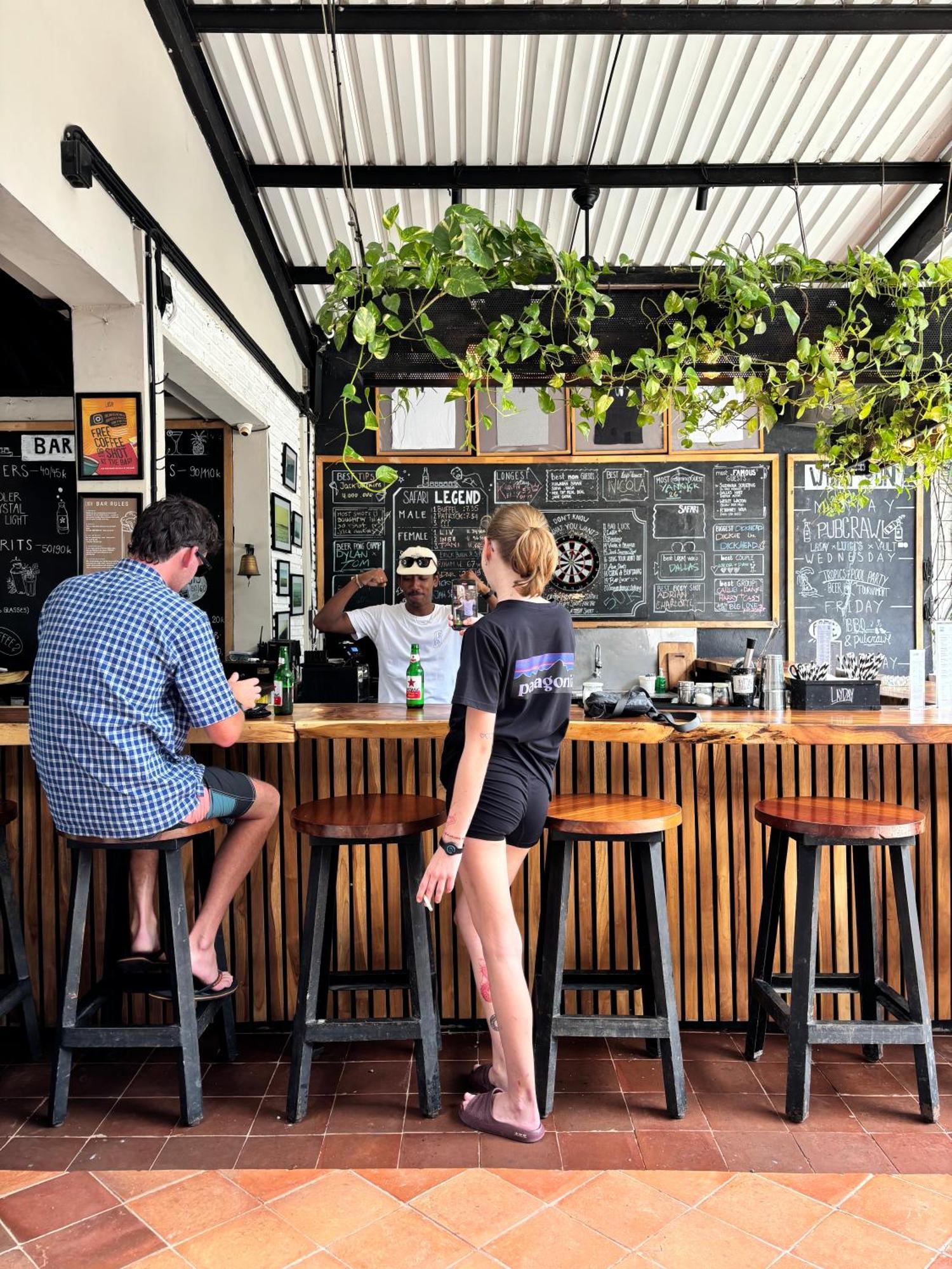 Lay Day Hostel Canggu ภายนอก รูปภาพ