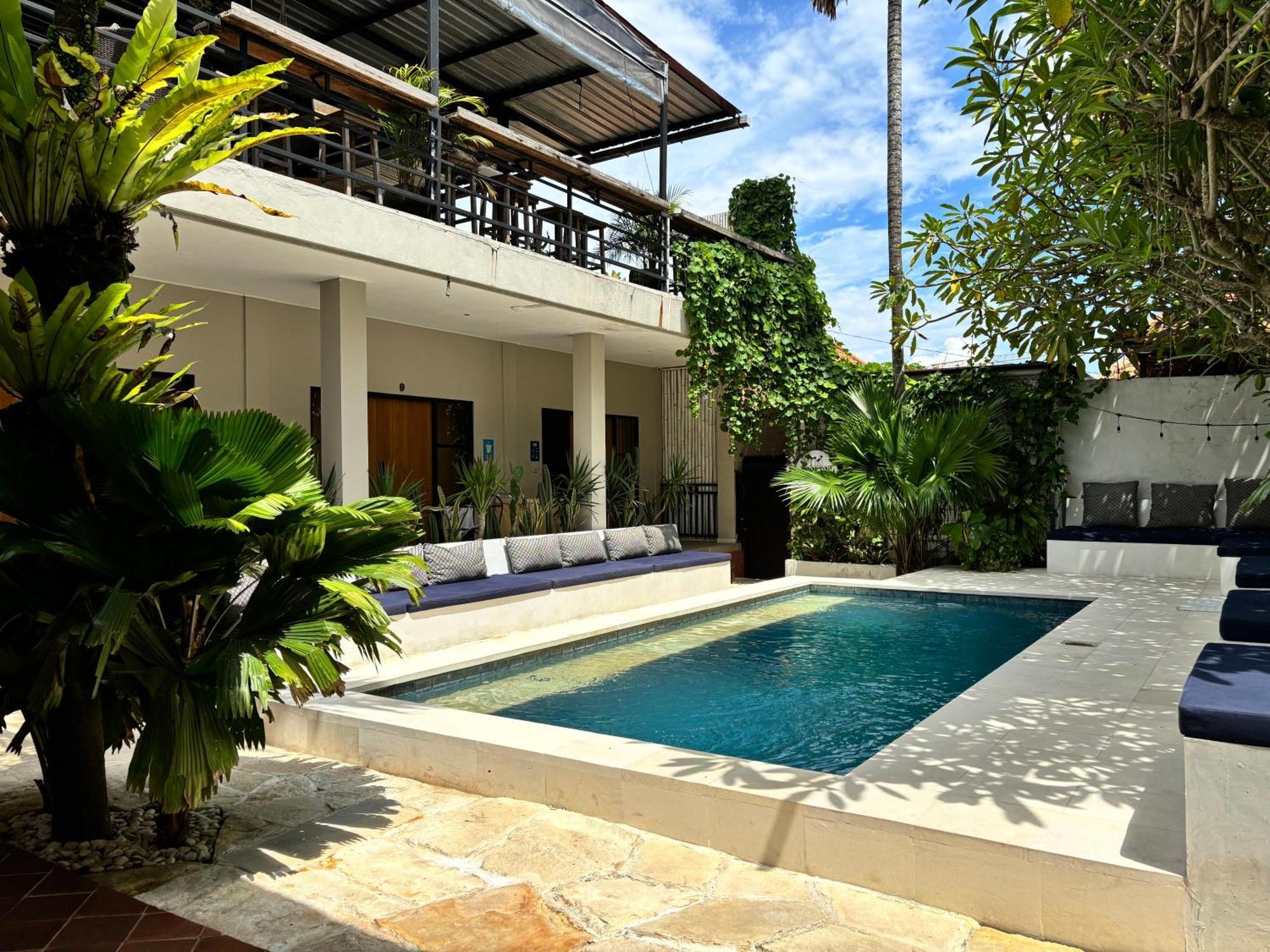 Lay Day Hostel Canggu ภายนอก รูปภาพ